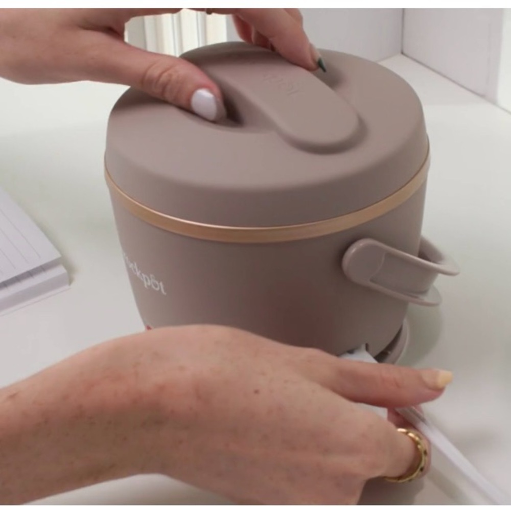 🆕 Crock-Pot - Crockpot On-The-Go Personal Food Warmer - Pink 20 oz - Picture 7 of 10